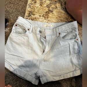 Levi’s Mom Shorts